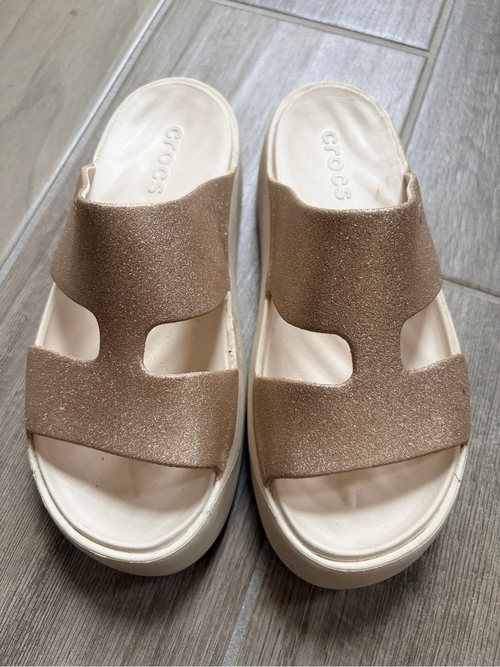 Crocs Brooklyn H-Strap Platform Sandal Rose Gold Glitter Women’s Size 5